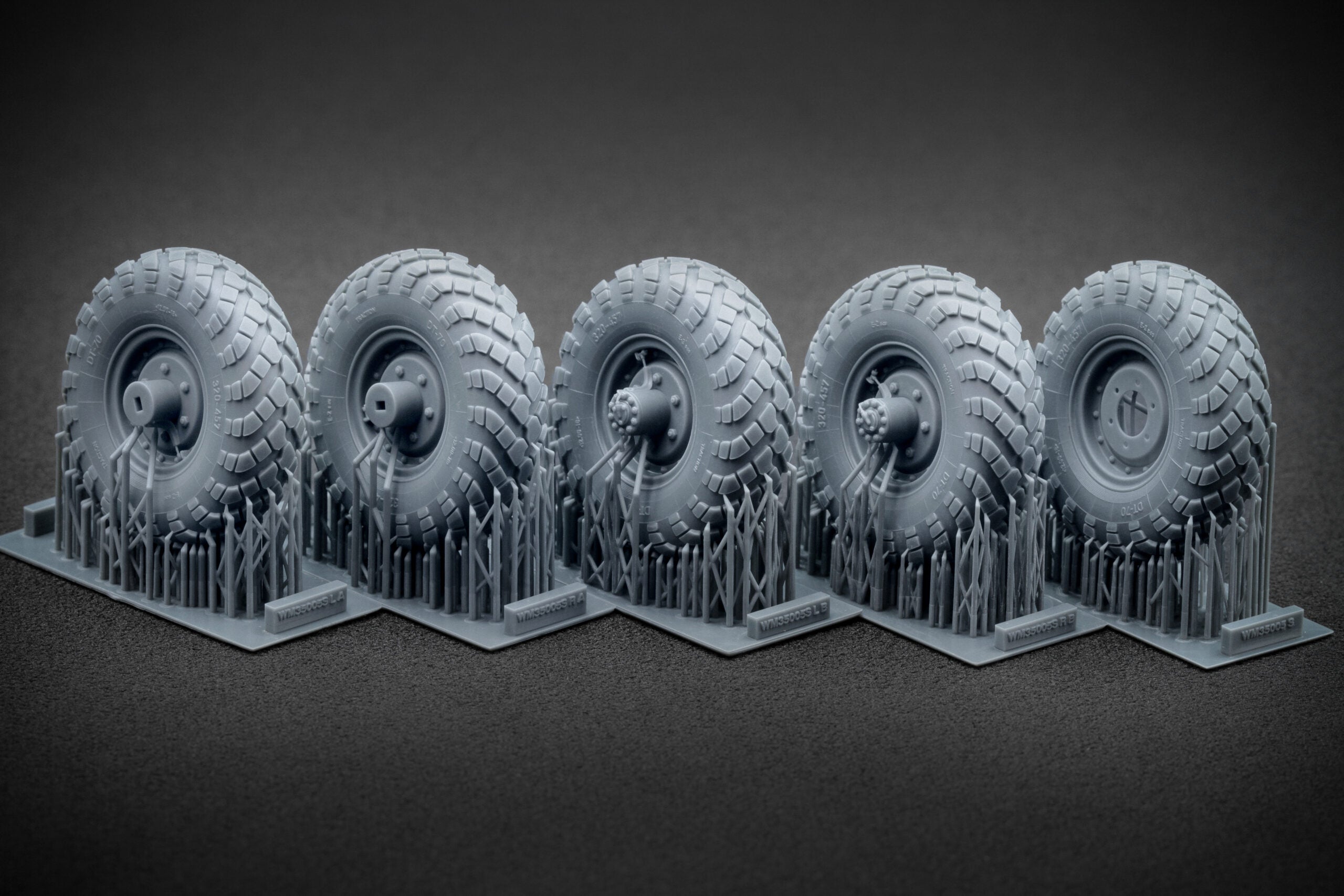 GAZ-66 Sagged Wheel Set (for Trumpeter model kit) 1:35 Scale X WM 35005S