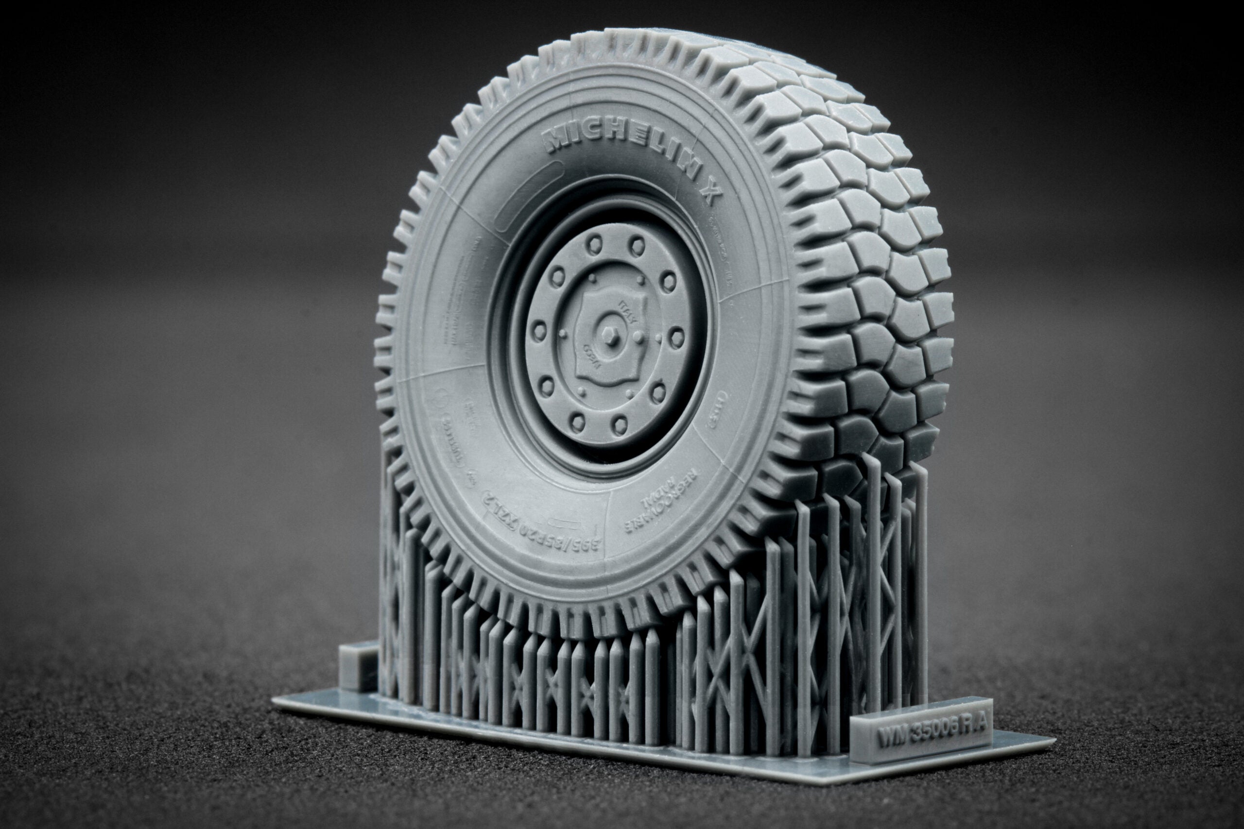 Kozak-2 Ordinary Wheel Set (for ICM model kit) 1:35 Scale X WM 35006
