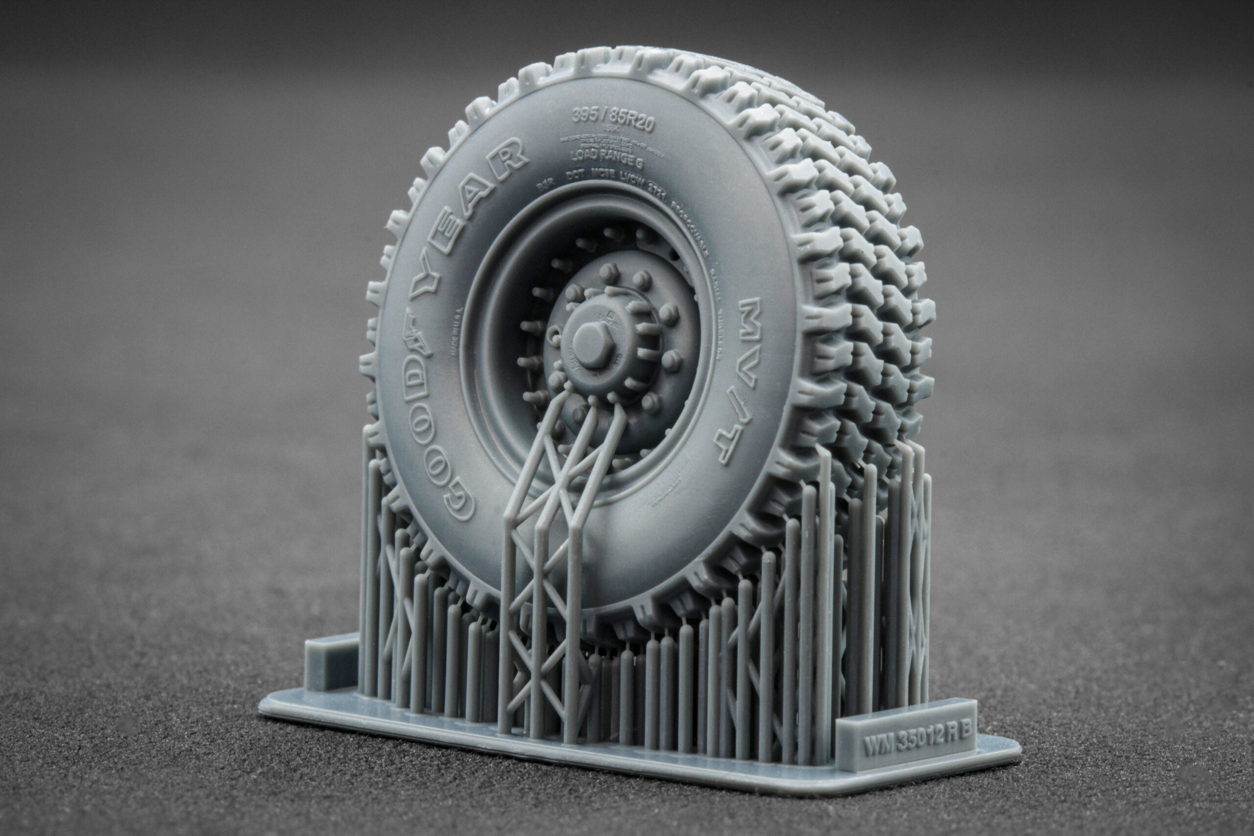 HIMARS Ordinary Wheel Set with CTIS for Trumpeter (for Trumpeter model kit) 1:35 Scale X WM 35012