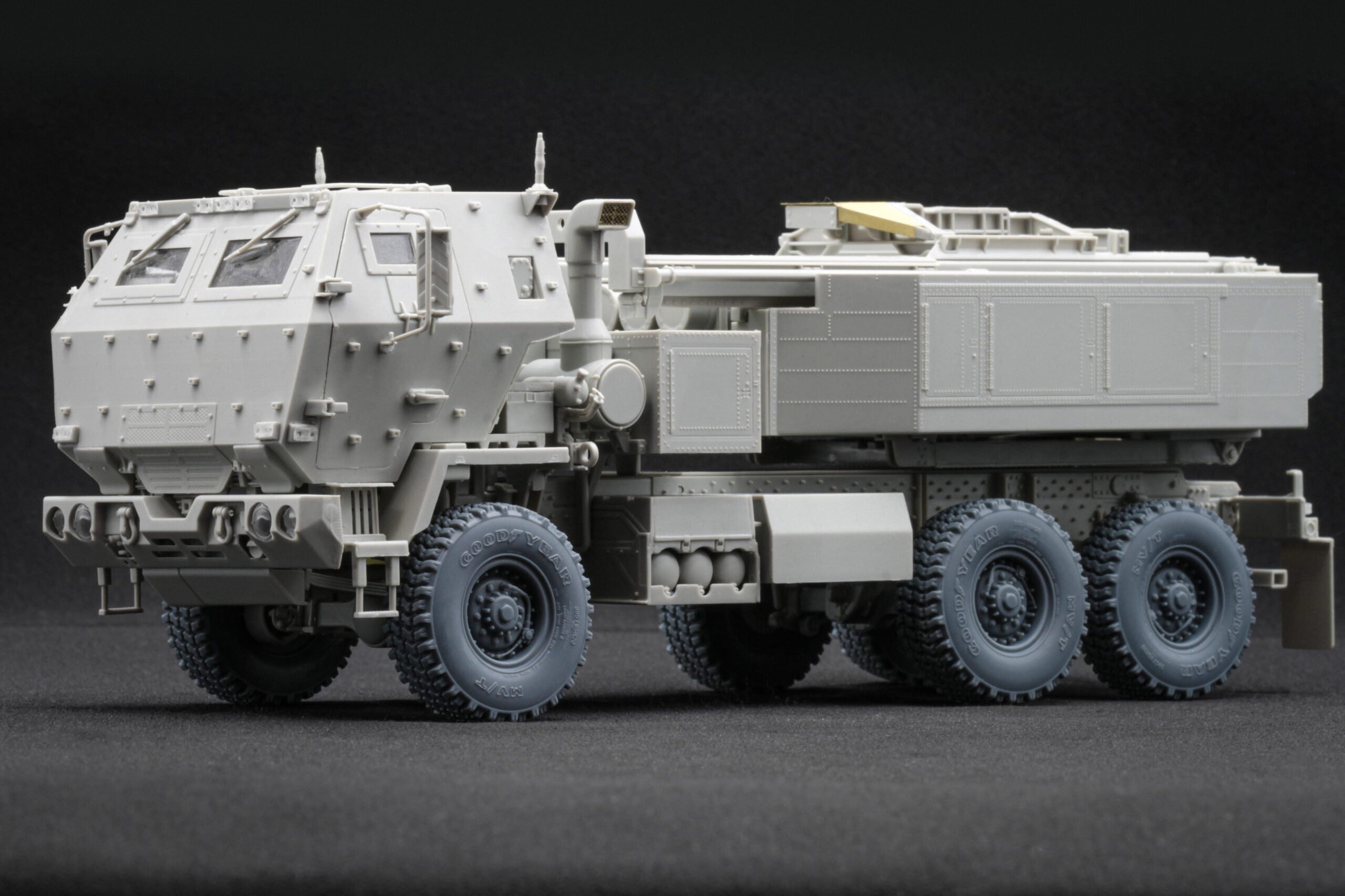 HIMARS Ordinary Wheel Set with CTIS for Trumpeter (for Trumpeter model kit) 1:35 Scale X WM 35012