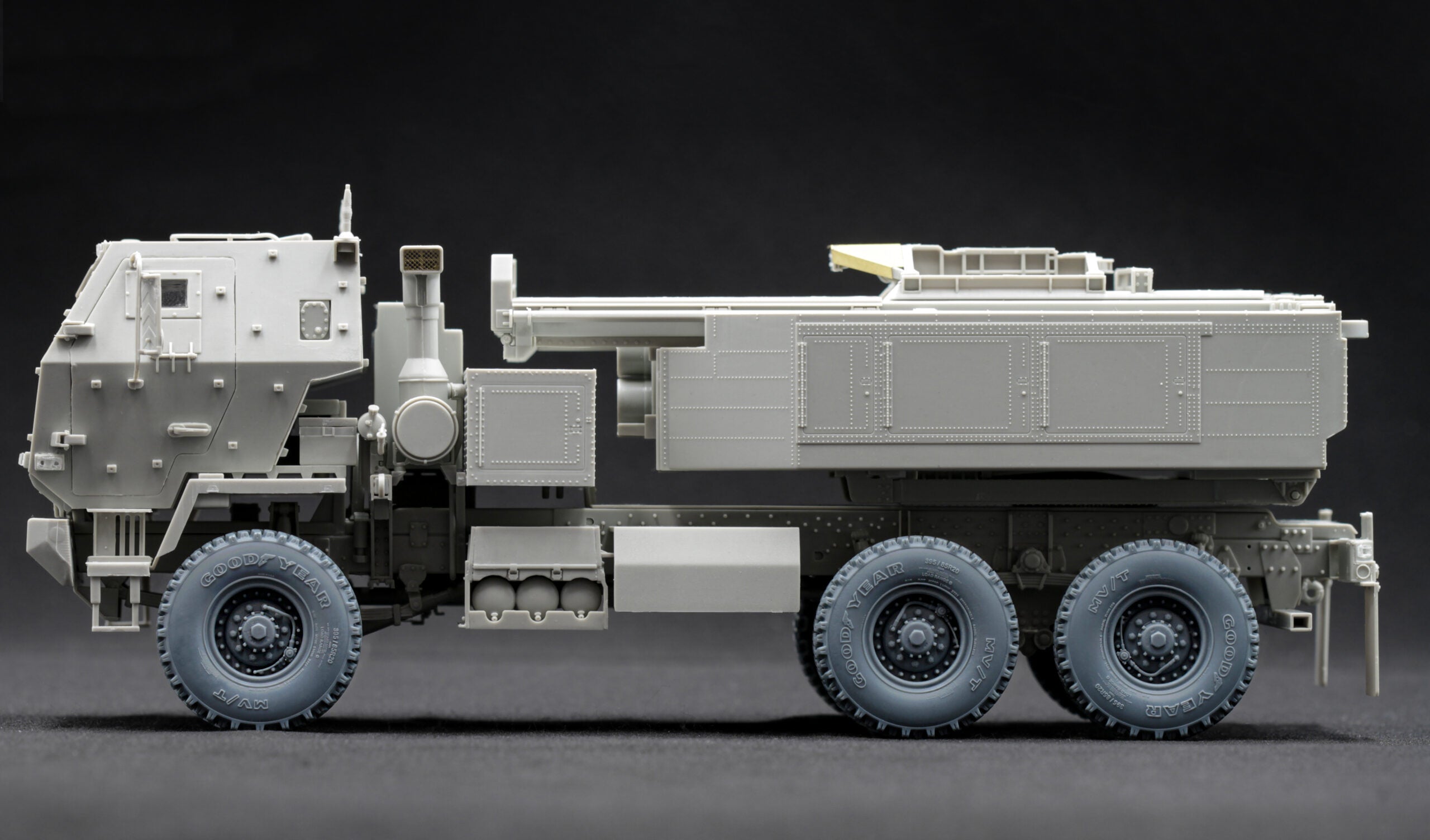 HIMARS Ordinary Wheel Set with CTIS for Trumpeter (for Trumpeter model kit) 1:35 Scale X WM 35012