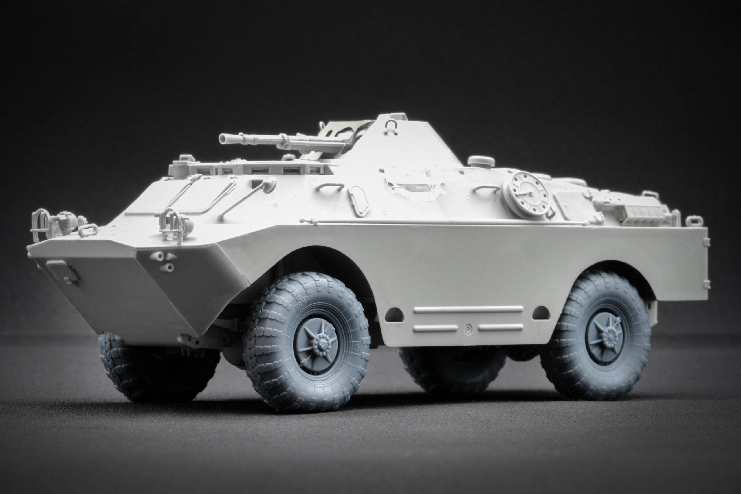 BRDM-2 Sagged Wheel Set (for Trumpeter model kit) 1:35 Scale X WM 35013S