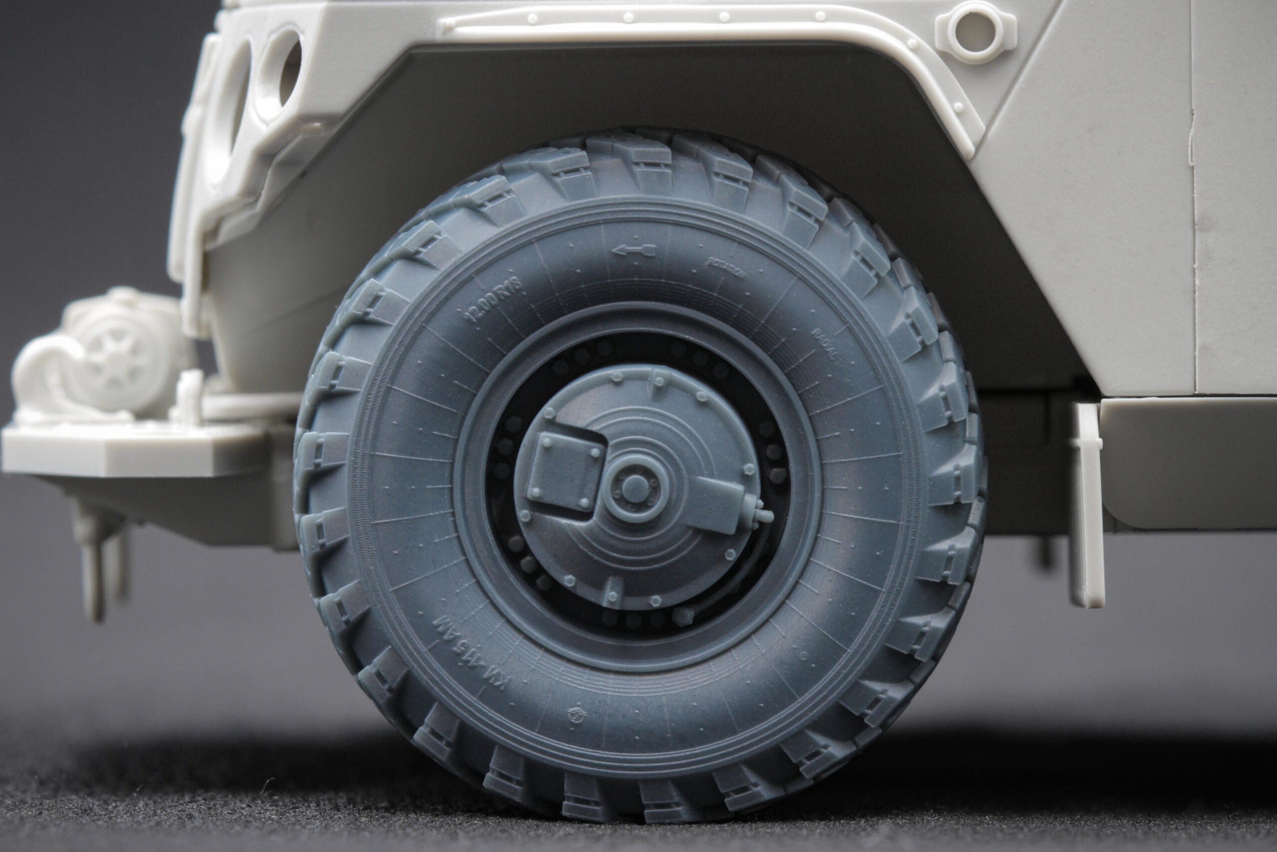 GAZ Tiger v1 Ordinary Wheel Set (for Meng model kit) 1:35 Scale X WM 35015