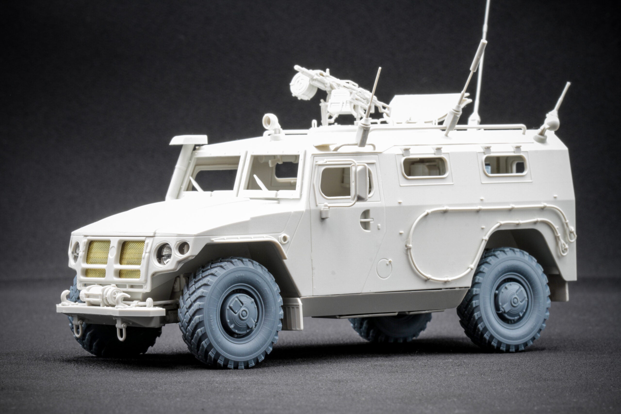 GAZ Tiger v1 Ordinary Wheel Set (for Meng model kit) 1:35 Scale X WM 35015