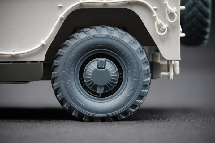 GAZ Tiger v2 Sagged Wheel Set (with protection) (for Meng model kit) 1:35 Scale X WM 35016S