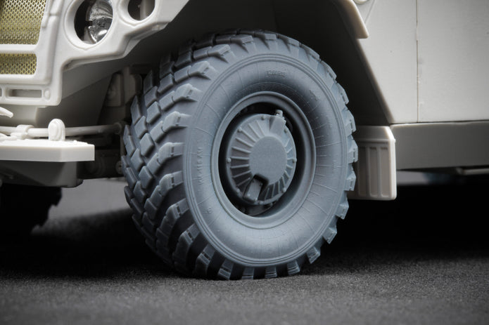 GAZ Tiger v2 Sagged Wheel Set (with protection) (for Meng model kit) 1:35 Scale X WM 35016S