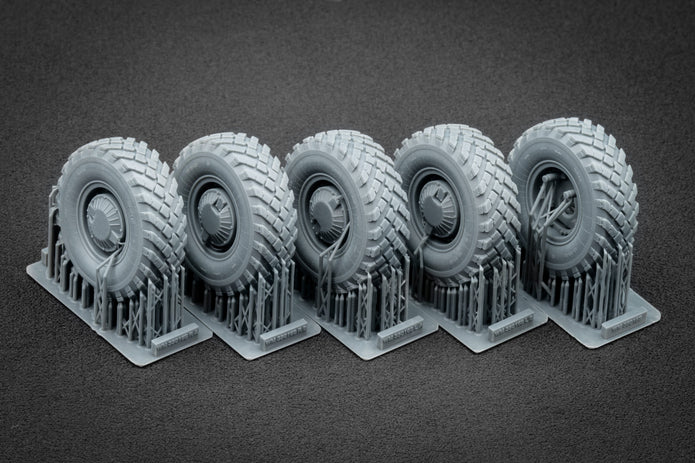 GAZ Tiger v2 Sagged Wheel Set (with protection) (for Meng model kit) 1:35 Scale X WM 35016S