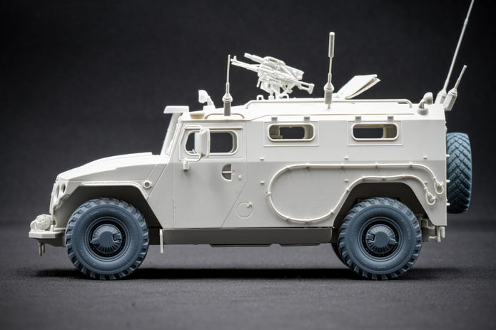 GAZ Tiger v2 Ordinary Wheel Set (with protection) (for Meng model kit) 1:35 Scale X WM 35016