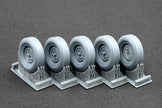 Cargo Truck T2 “Transporter” Ordinary Wheel Set (for AK-Interactive model kit) 1:35 Scale X WM 35019