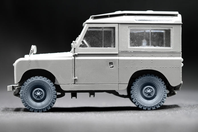 L. Rover 88 6.5 Ordinary Wheel Set (for AK-Interactive model kit) 1:35 Scale X WM 35020