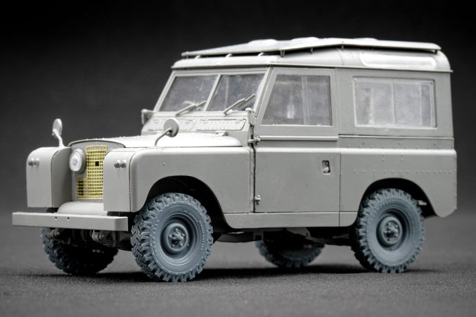 L. Rover 88 6.5 Ordinary Wheel Set (for AK-Interactive model kit) 1:35 Scale X WM 35020