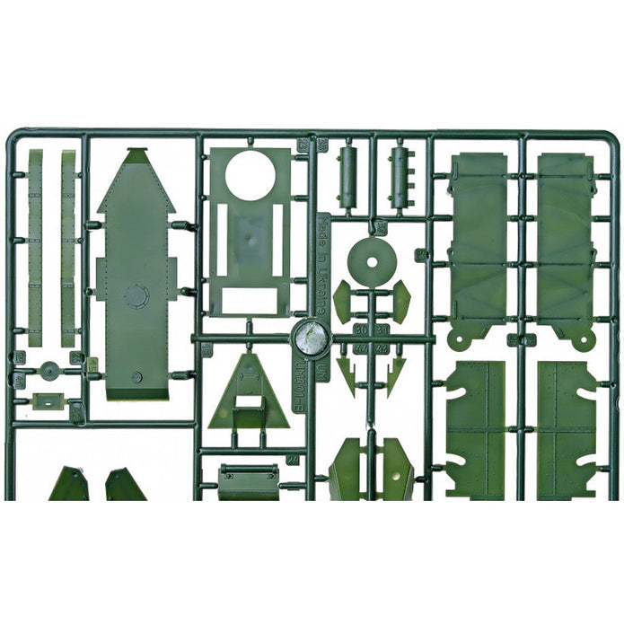 UMT 303 Artillery tank D-38 Scale 1:72 Plastic Model Tank Kit