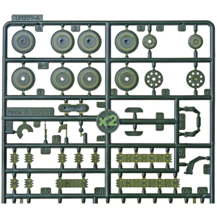 UMT 311 BT-7 WWII Soviet light tank (1937) Scale 1:72 Plastic Model Tank Kit