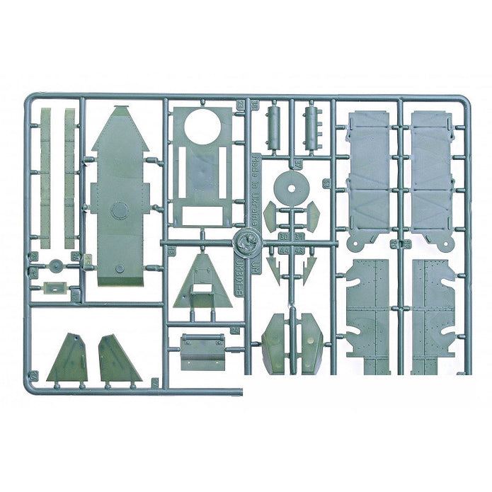 UMT 313 RBT-5 Soviet wheel-track tank Scale 1:72 Plastic Model Tank Kit