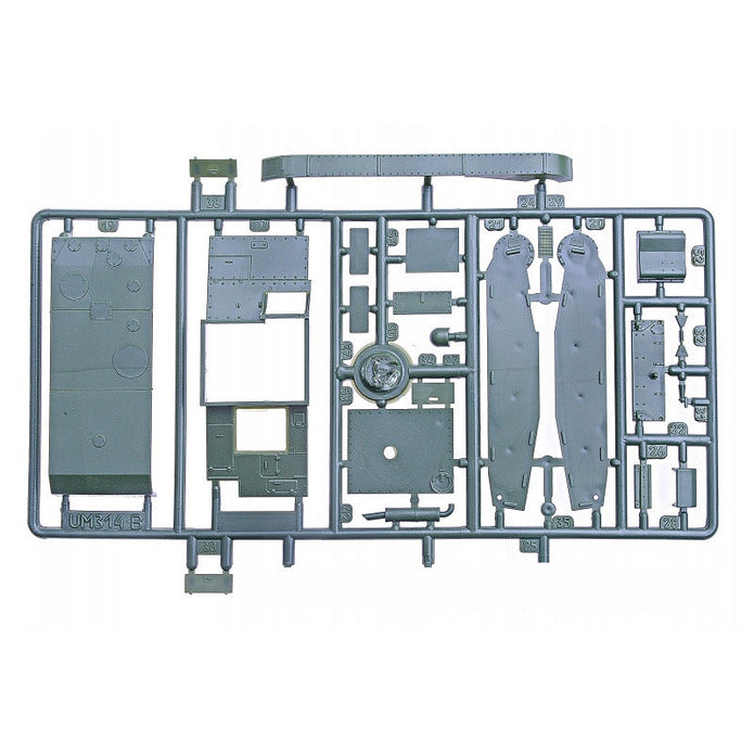 UMT 361 T-26 light tank with cylindrical turret Scale 1:72 Plastic Model Tank Kit