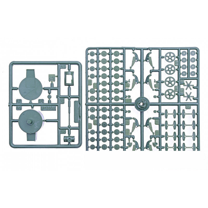 UMT 361 T-26 light tank with cylindrical turret Scale 1:72 Plastic Model Tank Kit