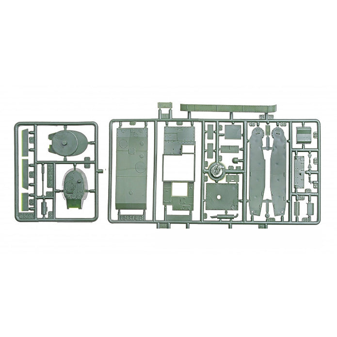 UMT 402 T-26-1E Soviet light tank Scale 1:72 Plastic Model Tank Kit