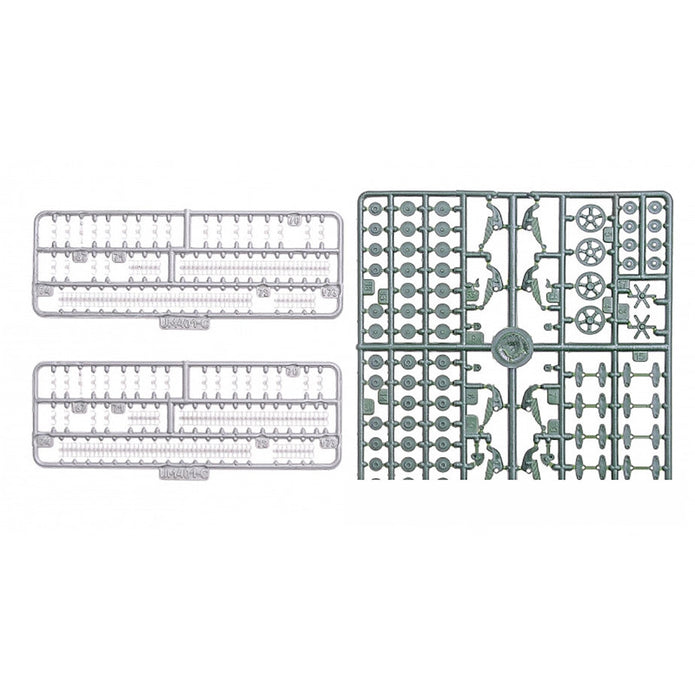 UMT 402 T-26-1E Soviet light tank Scale 1:72 Plastic Model Tank Kit