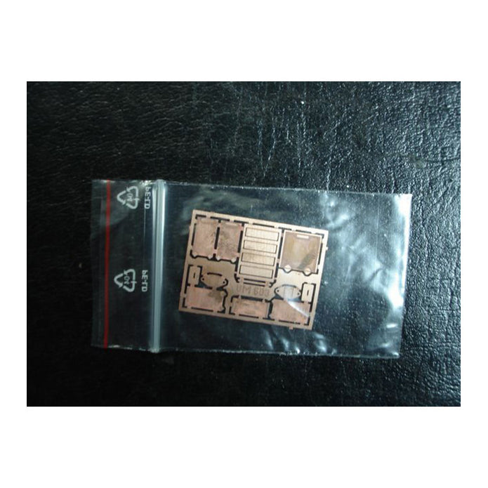 UMT 603 Armored self-propelled railroad car BD-41 Scale 1:72 Plastic Model Armoured Wagon Kit