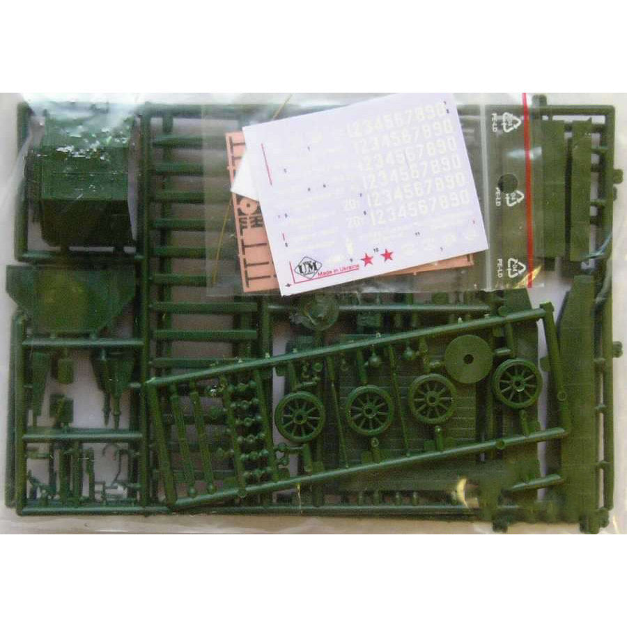 UMT 617 SAM-AT platform Scale 1:72 Plastic Model Armoured Wagon Kit