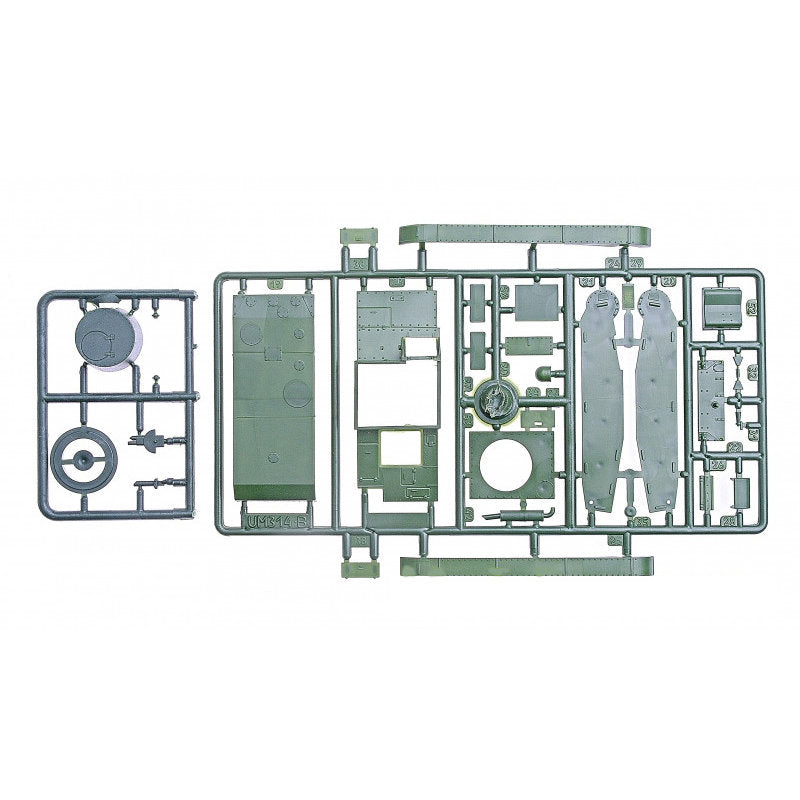 UMT 620 Vickers light tank model E, version F Scale 1:72 Plastic Model Tank Kit