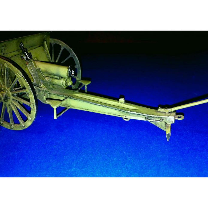 UMT 624 3” field gun model 1902 Scale 1:35 Plastic Model Artillery Kit
