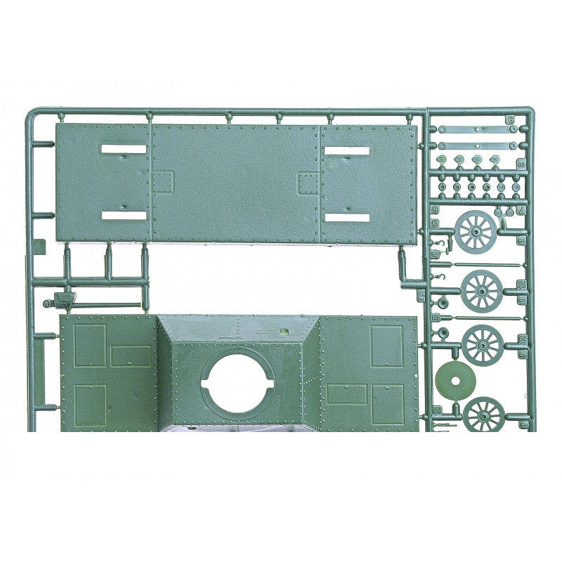 UMT 629 PL-43 armored car with T-34 turret, 1941 year Scale 1:72 Plastic Model Armoured Wagon Kit