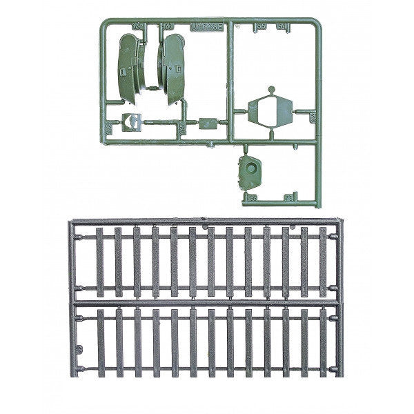 UMT 629 PL-43 armored car with T-34 turret, 1941 year Scale 1:72 Plastic Model Armoured Wagon Kit