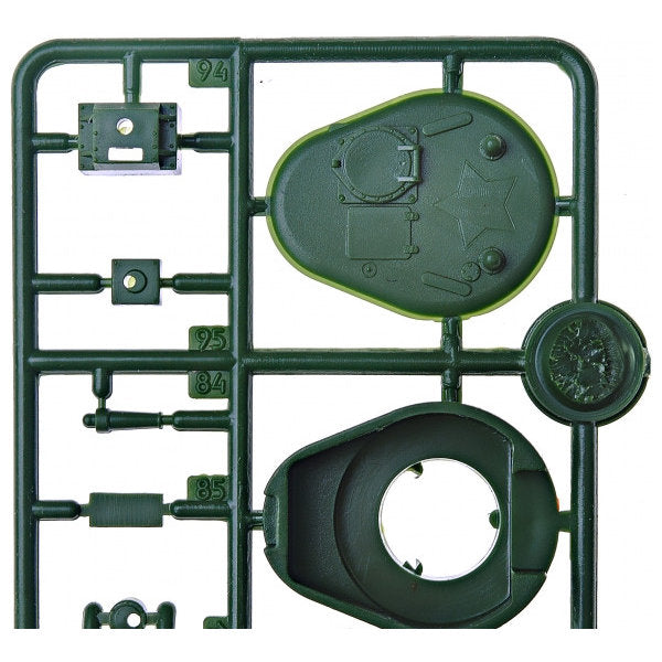UMT 636 Armored train 'A Fascism Fighter', base variant Scale 1:72 Plastic Model Armoured Train Kit