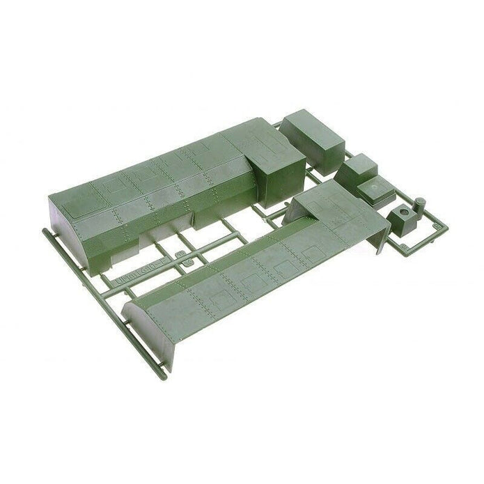 UMT 665 Armored train "Stalinets" Scale 1:72 Plastic Model Armoured Train Kit