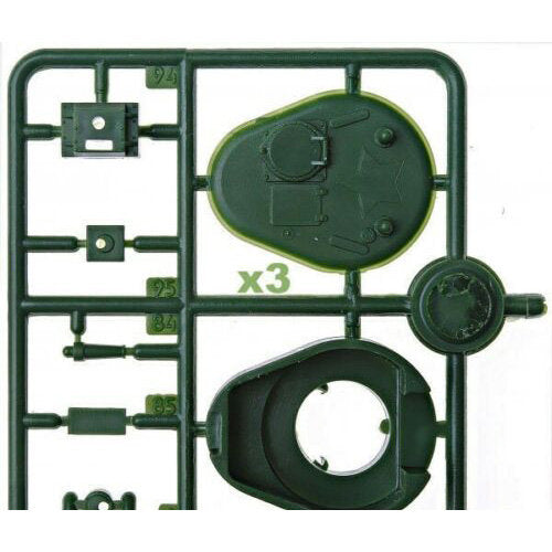 UMT 673 MBV #01 motorized armored railcar Scale 1:72 Plastic Model Armoured Wagon Kit