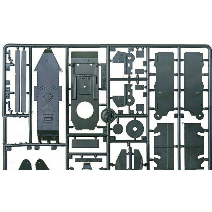 UMT 679 Experimental command KBT-7 tank Scale 1:72 Plastic Model Tank Kit
