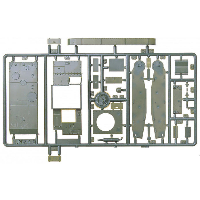 UMT 689 AT-1 Soviet artillery self-propelled gun with rubber tracks Scale 1:72 Plastic Model Self-propelled gun Kit