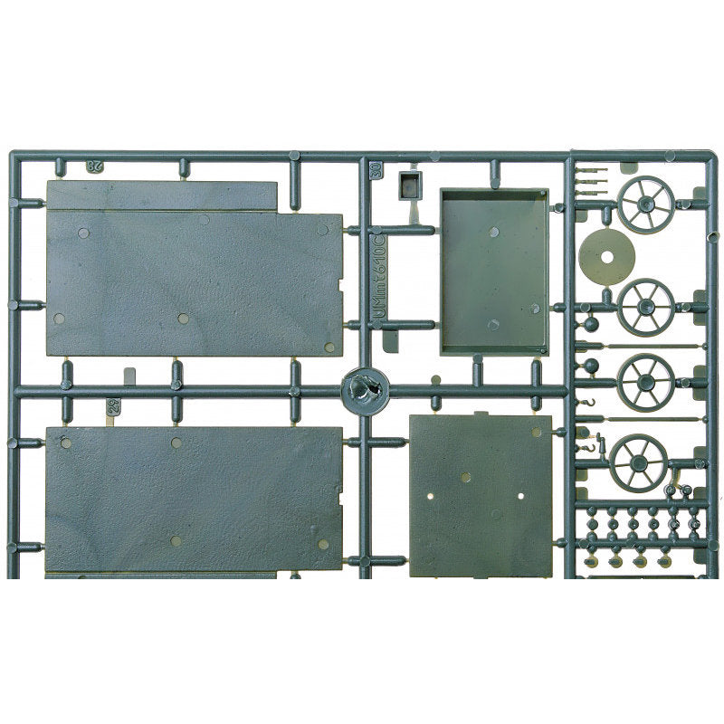 UMT 695 