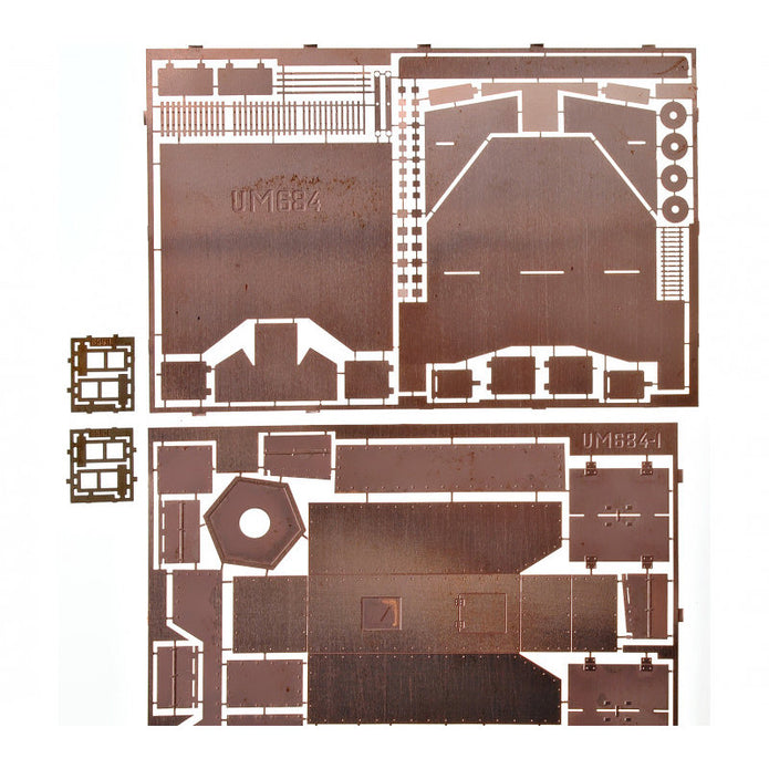 UMT 695 "Kozma Minin" (31st separate special "Gorky-Warsaw" division of armored train) WWII Scale 1:72 Plastic Model Armoured Train Kit