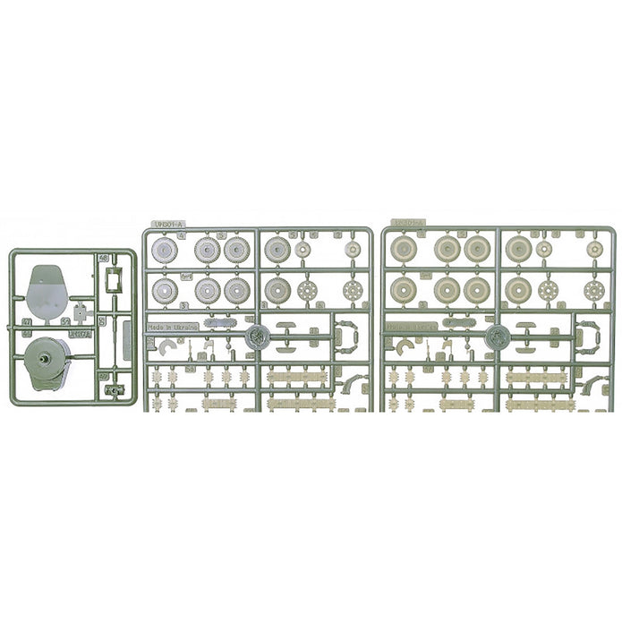 UMT 301 BT-5 Soviet wheel-track tank Scale 1:72 Plastic Model Tank Kit